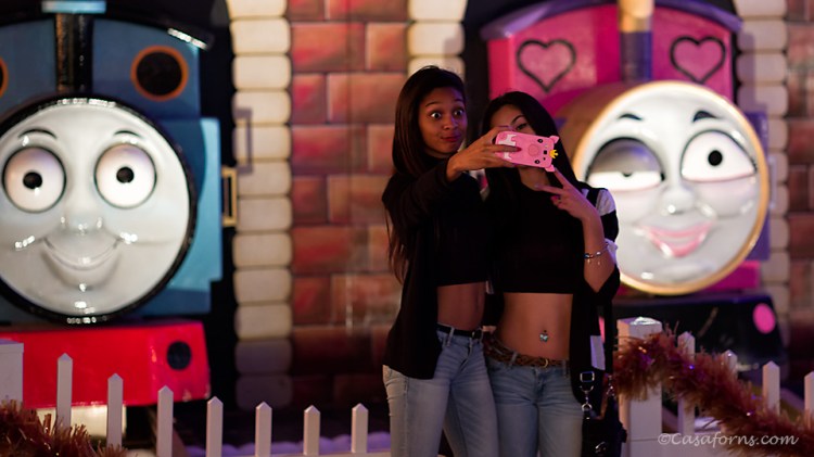 The eyes have it !!   Leica APO-Summicron-M 75mm f/2.0 ASPH